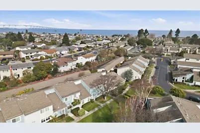 1018 Condor Ln, Foster City, CA 94404 - Photo 38