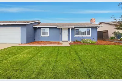609 Saint George Dr, Salinas, CA 93905 - Photo 4