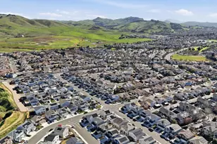 208 Frontier St, American Canyon, CA 94503 - Photo 44