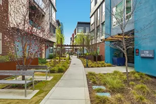 729 Eppleton Ln 303, Foster City, CA 94404 - Photo 2