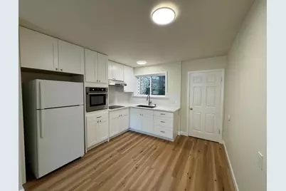 370 Bartlett Ave 2, San Francisco, CA 94110 - Photo 8