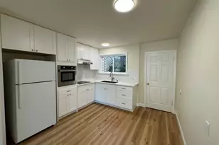 370 Bartlett Ave 2, San Francisco, CA 94110 - Photo 8