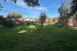 805 Sinex Ave, Pacific Grove, CA 93950 - Photo 14