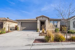 581 Segovia Dr, Hollister, CA 95023 - Photo 1