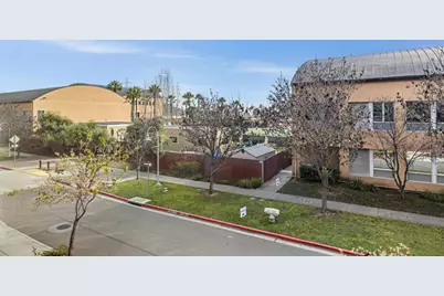 1058 Foster Square Ln 204, Foster City, CA 94404 - Photo 20