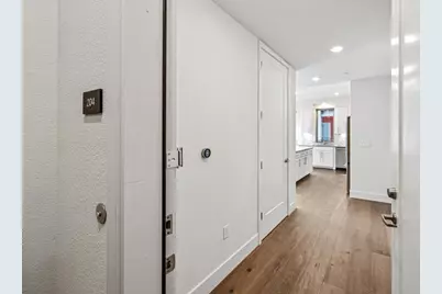 1058 Foster Square Ln 204, Foster City, CA 94404 - Photo 10