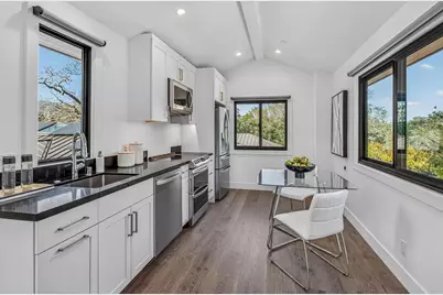 1390 Westridge Dr, Portola Valley, CA 94028 - Photo 42