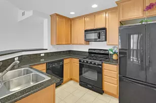 842 Tarragon Ln 1203, San Luis Obispo, CA 93401 - Photo 4