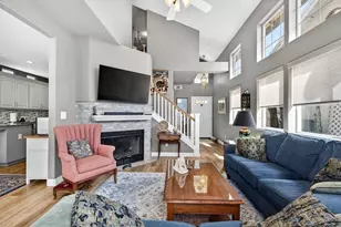 233 Montclair Ln, Salinas, CA 93906 - Photo 8