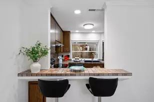 2071 Plymouth St J, Mountain View, CA 94043 - Photo 12