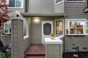 2071 Plymouth St J, Mountain View, CA 94043 - Photo 2