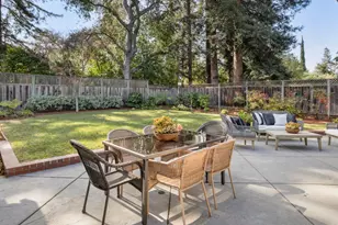 648 Spargur Dr, Los Altos, CA 94022 - Photo 14