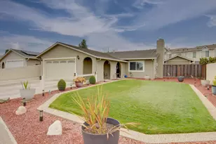 1035 C St, Hollister, CA 95023 - Photo 1