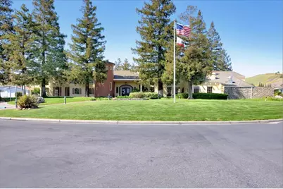 401 Chateau La Salle 401, San Jose, CA 95111 - Photo 14