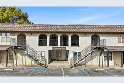 825 9th St, Marysville, CA 95901 - Photo 2