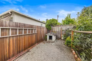 1385 Elm St, San Carlos, CA 94070 - Photo 14