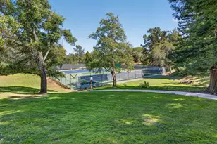 29 Weepingridge Ct, San Mateo, CA 94402 - Photo 36