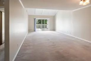 6354 Whaley Dr, San Jose, CA 95135 - Photo 4