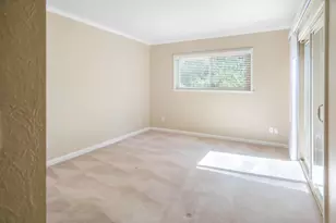 6354 Whaley Dr, San Jose, CA 95135 - Photo 18