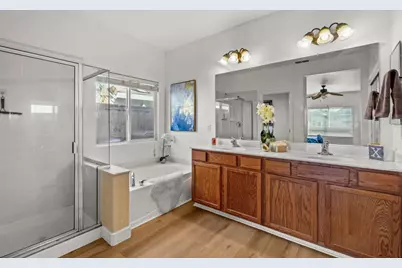 9942 Valderama Way, Sacramento, CA 95829 - Photo 16