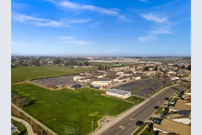 9942 Valderama Way, Sacramento, CA 95829 - Photo 42