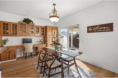 9942 Valderama Way, Sacramento, CA 95829 - Photo 8