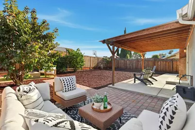 2210 Hikido Dr, San Jose, CA 95131 - Photo 20