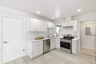 2330 Maximilian Dr, Campbell, CA 95008 - Photo 10