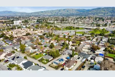 2138 E San Antonio St, San Jose, CA 95116 - Photo 8