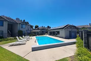 1056 Padre Dr 4, Salinas, CA 93901 - Photo 4