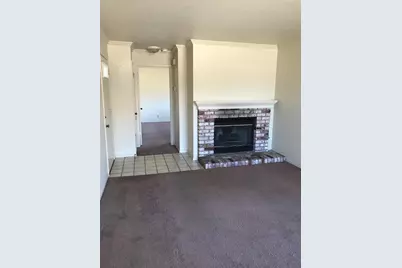 1056 Padre Dr 4, Salinas, CA 93901 - Photo 6