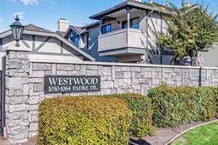 1056 Padre Dr 4, Salinas, CA 93901 - Photo 2