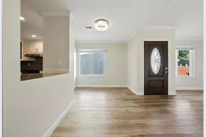 2114 Bennighof Ct, San Jose, CA 95121 - Photo 4