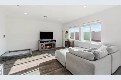 1809 Del Mar Dr, Los Banos, CA 93635 - Photo 22