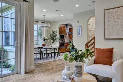 136 Avellino Way, Mountain View, CA 94043 - Photo 8