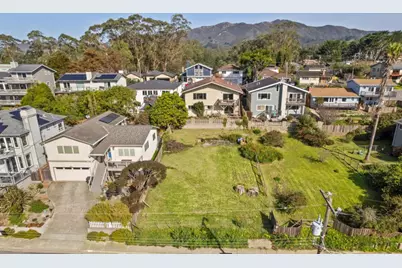 751 Sierra St, Moss Beach, CA 94038 - Photo 2