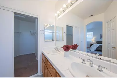 1838 Lancashire Dr, Salinas, CA 93906 - Photo 16