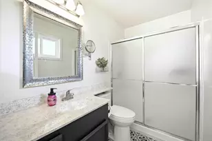 925 Blake Ct, Gilroy, CA 95020 - Photo 16