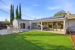 1090 Butte Ct, Sunnyvale, CA 94087 - Photo 32