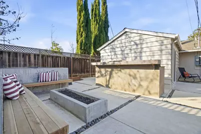 1090 Butte Ct, Sunnyvale, CA 94087 - Photo 38