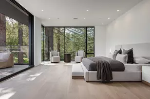 100 New Place Rd, Hillsborough, CA 94010 - Photo 32