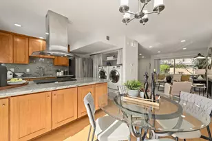 125 Connemara Way 104, Sunnyvale, CA 94087 - Photo 10