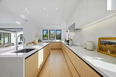 1340 Norman Dr, Sunnyvale, CA 94087 - Photo 32