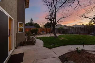 1063 Ginger Ln, San Jose, CA 95128 - Photo 48