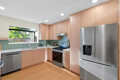 248 Walker Dr 17, Mountain View, CA 94043 - Photo 12