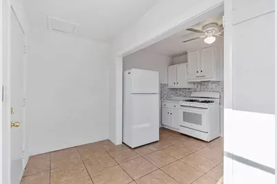 2343 Erickson St, Sacramento, CA 95815 - Photo 10