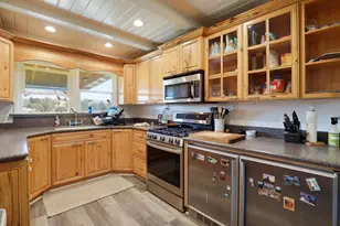 13805 Colony Ave, San Martin, CA 95046 - Photo 8