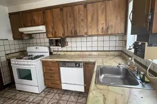 559 Gates St, San Francisco, CA 94110 - Photo 6