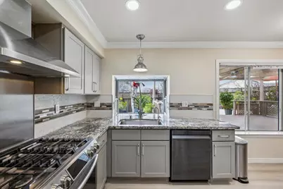 1468 Leaftree Cir, San Jose, CA 95131 - Photo 12