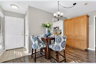 1910 Mount Vernon Ct 10, Mountain View, CA 94040 - Photo 6